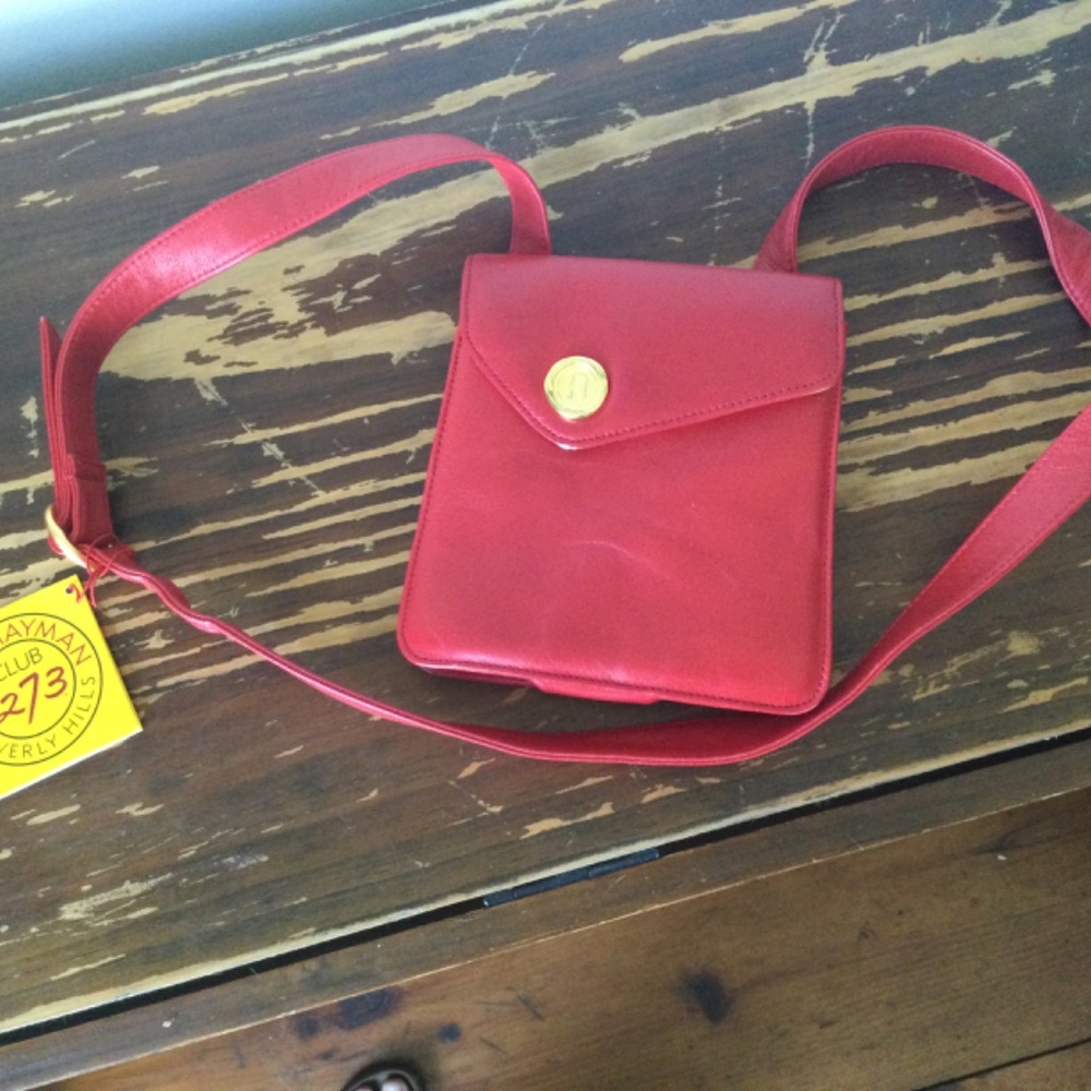 💞RARE VINTAGE FRED HAYMAN RED CROSSBODY BAG - Picture 10 of 11